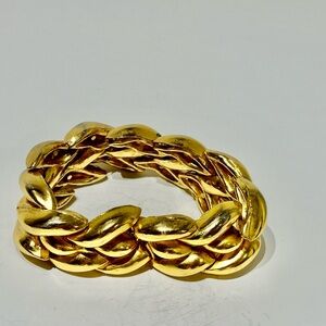 Vintage Parfum Ungaro Paris Elegant Gold-Tone  Heart Shape Bracelet
